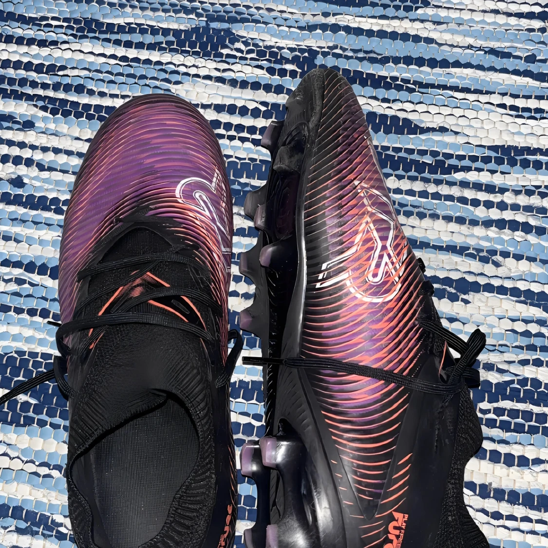 Puma Future Z lila fotbollsskor