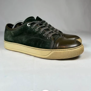 Lanvin skor - Lanvin skor i färgen grön. Skick: 8/10 storlek: 42 pris: 1600