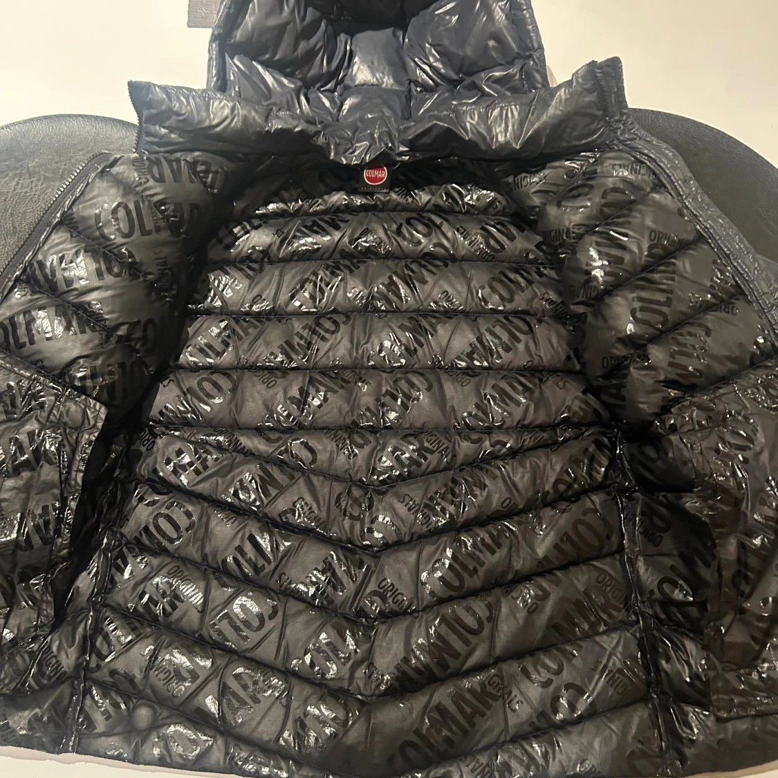 Svart Colmar pufferjacka med huva - 1