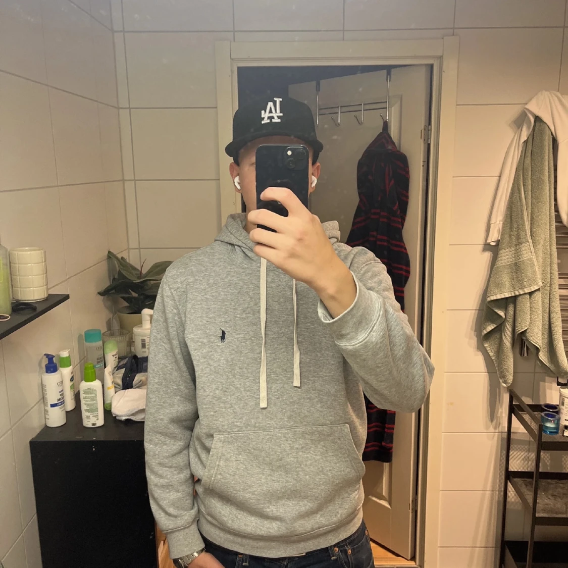 Grå hoodie från Polo Ralph Lauren - 3
