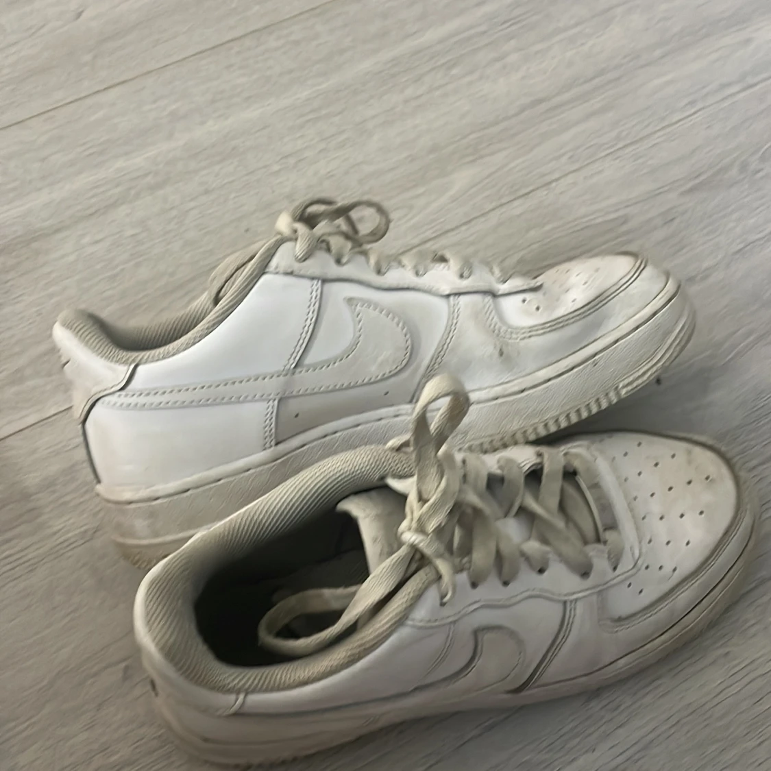 Nike Air Force 1 vita  KÖP EN OCH FÅ TVÅ!!