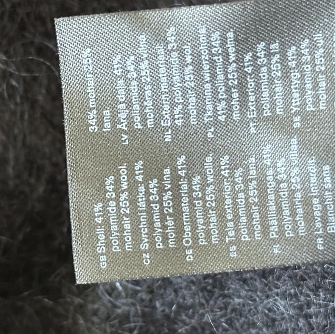 Svart stickad tröja från Arket - 2