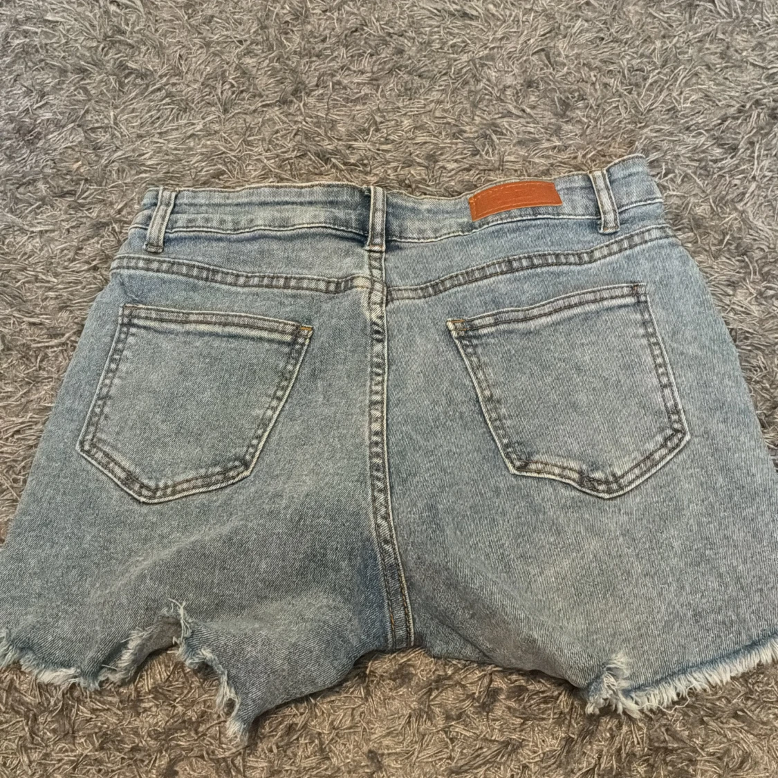 Blå jeansshorts från KIWI, strl M - 1