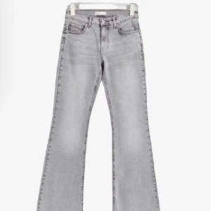 Grå jeans från Gina  - Storlek 36 mycket bra skick