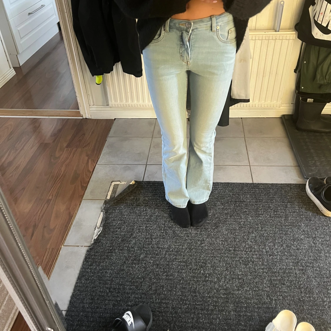 Ljusblå bootcut jeans - 2