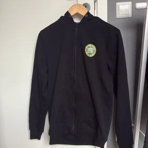 Svart Hammarby hoodie  - Köpt från souvenir 