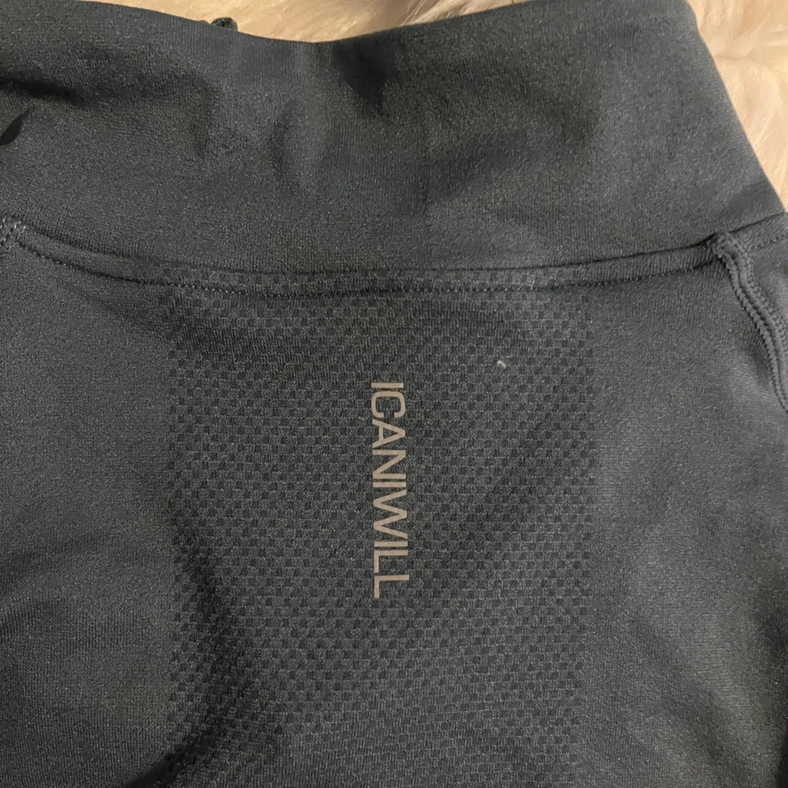  Croppad träningströja ICANIWILL - 1