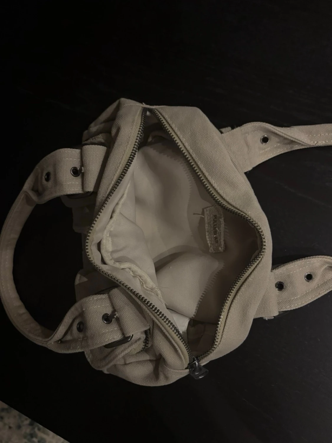 Beige handväska med dubbla fickor - 3