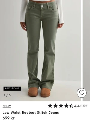 Gröna bootcut jeans från Nelly - Snygga gröna lågmidjade bootcut jeans från Nelly, som jag säljer pga att de inte kommer till användning😊  Ordinarie pris 699, pris kan diskuteras🥰