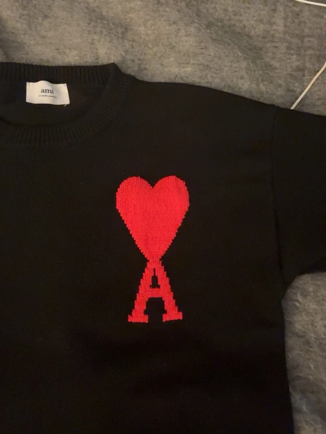 Svart stickad tröja från Ami Paris - 1