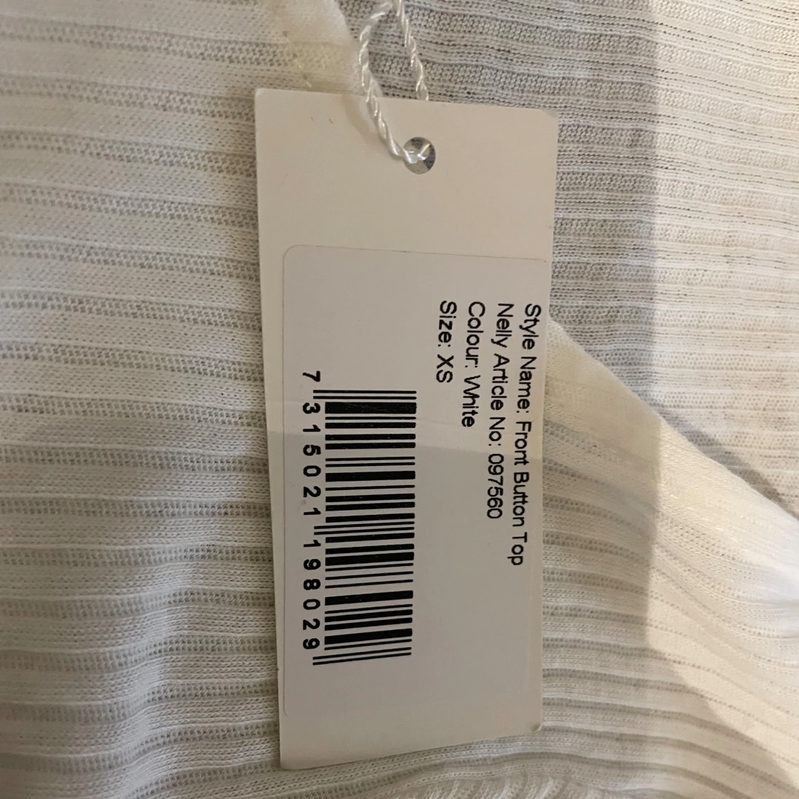 Vit ribbad topp med knappar NLY Trend XS - 2