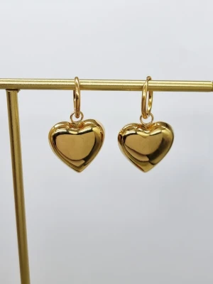 Handgjorda örhängen  - Material-rostfritt stål 