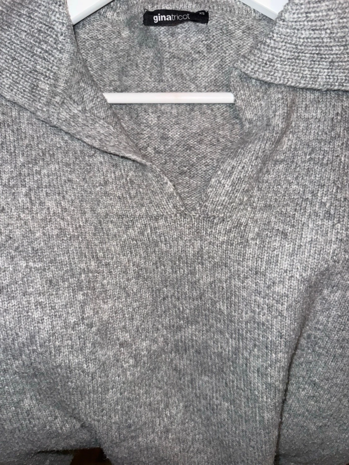 Stickad tröja - 2