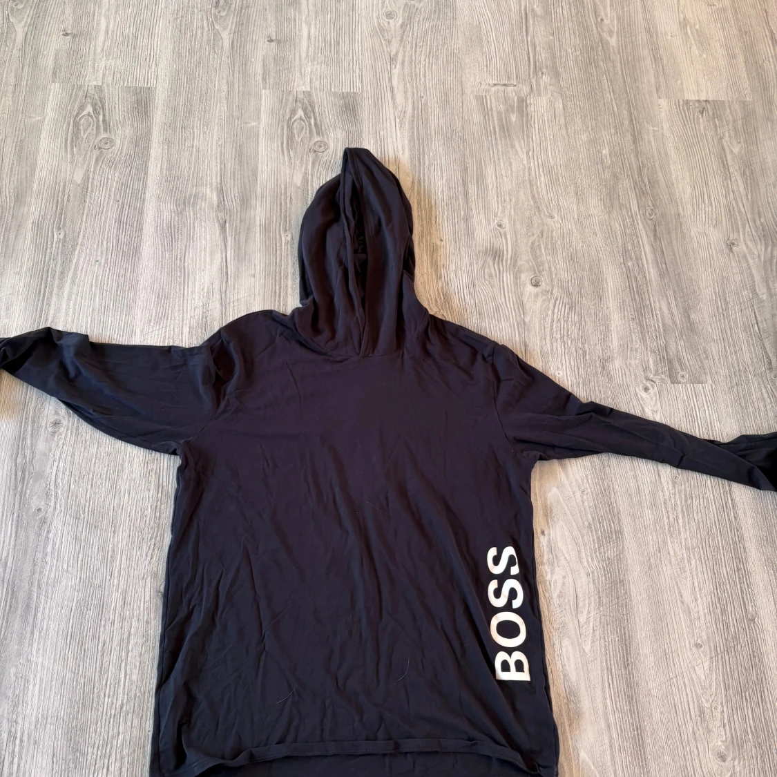 Svart hoodie från Hugo Boss - 1