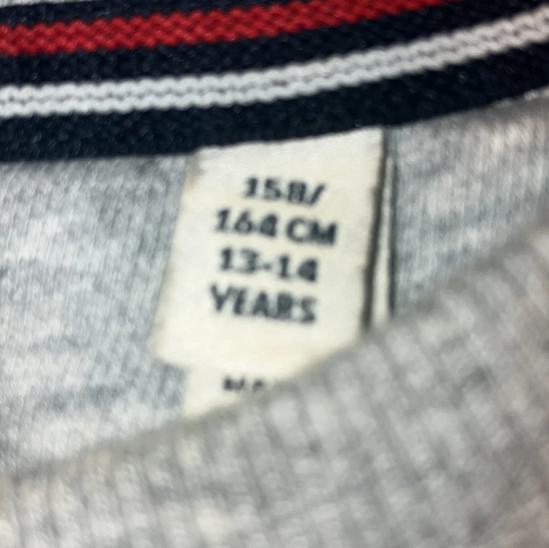 Ljusgrå sweatshirt i bomull från gant - 2