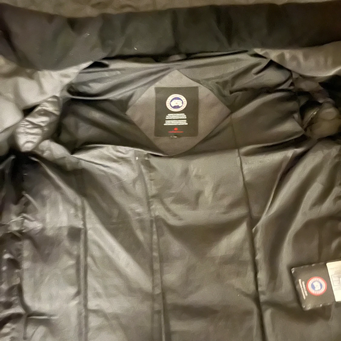 Svart dunväst från Canada Goose - 2