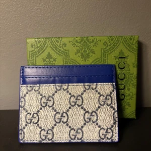 GG korthållare - Helt ny. Låda tillkommer