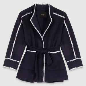 Maje navy jacka med detaljer trenchcoat  - Aldrig använts, köpt för 8000kr säljer för 7000