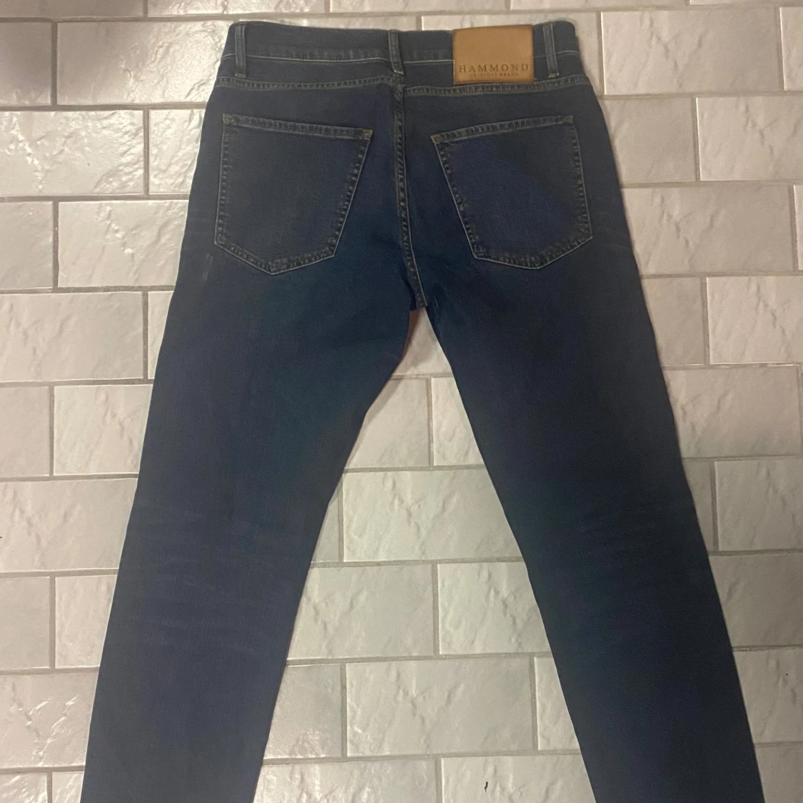 Blå ripped jeans Adrian Hammond - 1