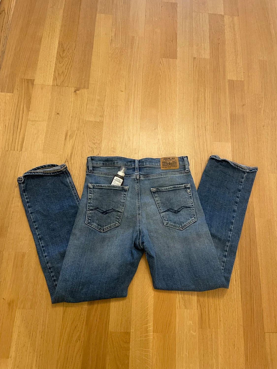 Blå jeans från Replay straight fit