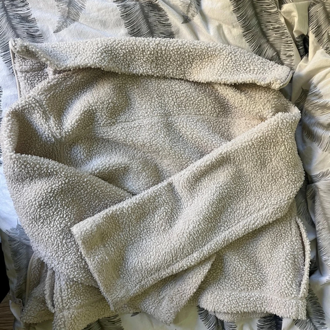 Beige teddyjacka med dragkedja - 3