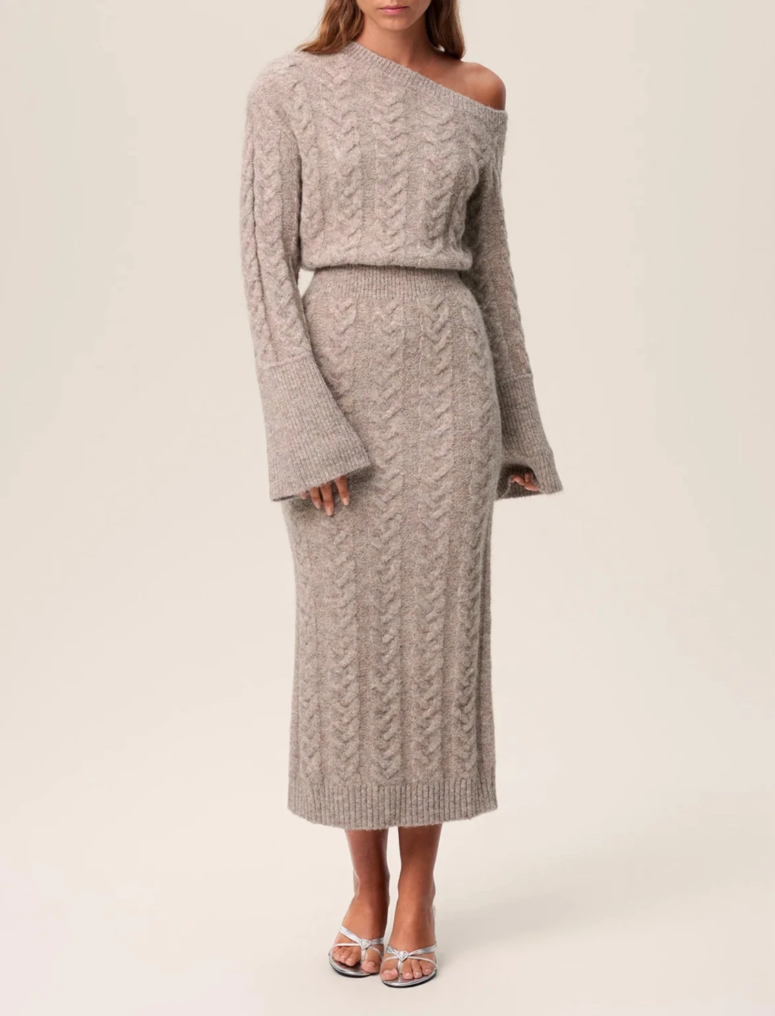 SÖKER! Storlek 34!! Adoore Arona dress