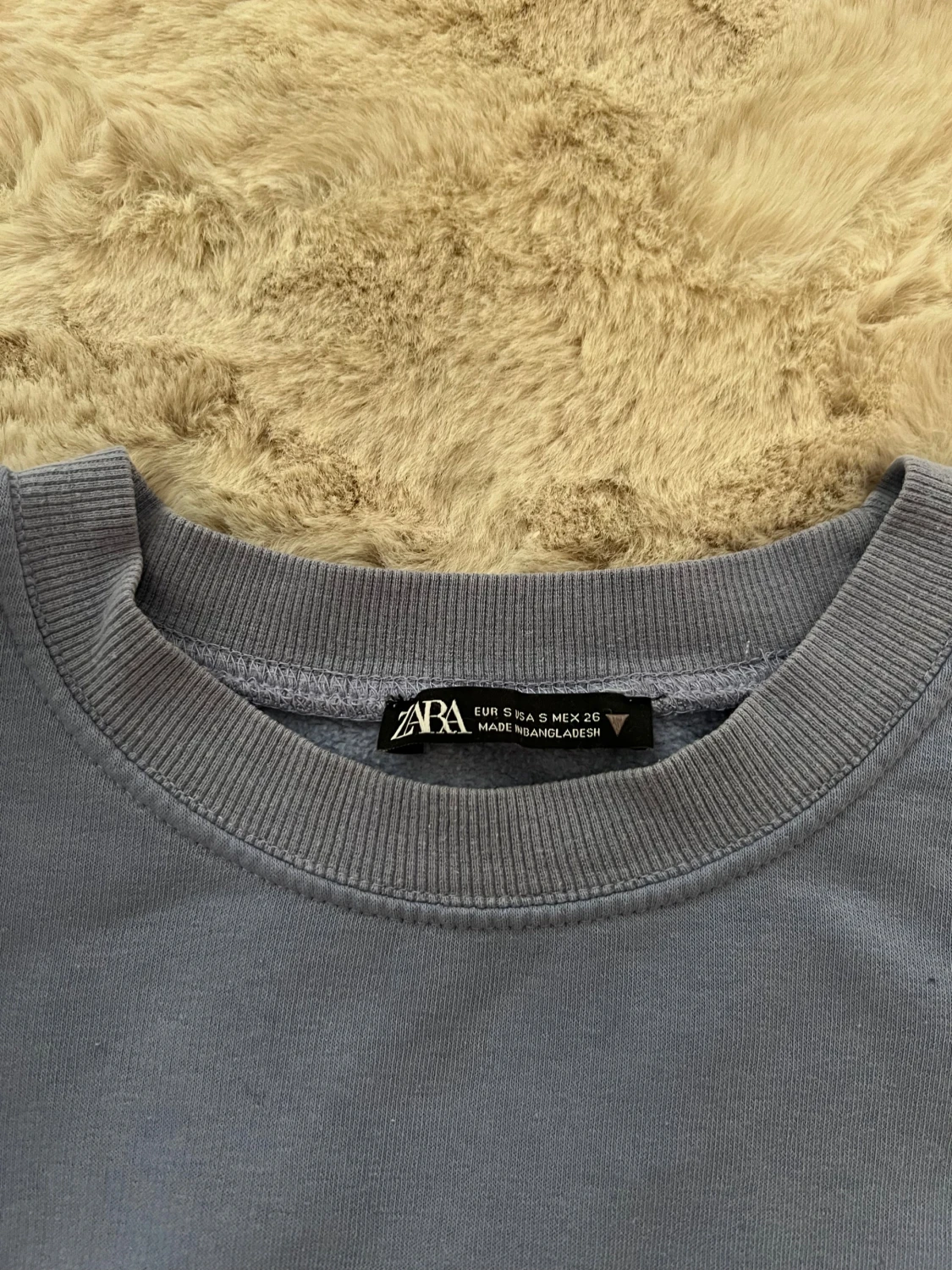 Ljusblå sweatshirt från Zara - 1