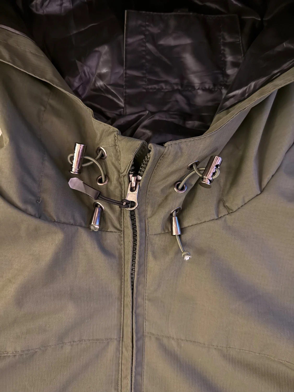 Grön vindjacka från Stone Island - 2