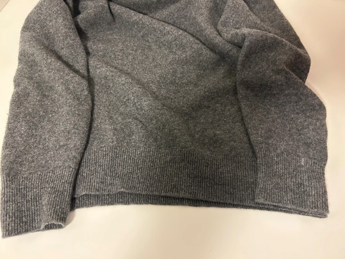 Grå Kashmir hoodie med huva  - 6