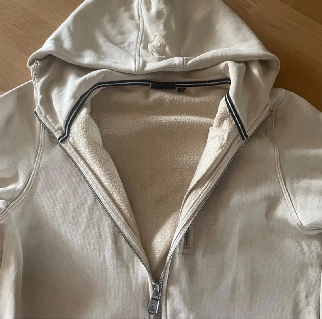 Beige hoodie från Sail Racing - 2