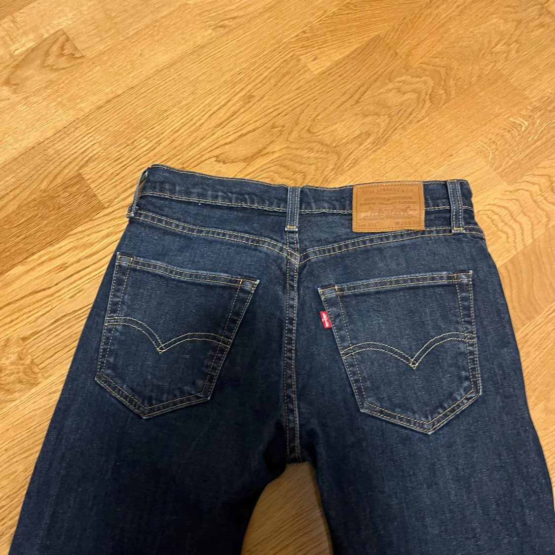 Levi's 512 mörkblå jeans W29 L30 - 1