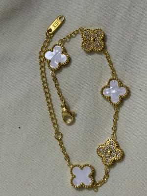 18 k Guldpläterad armband  - Helt ny 