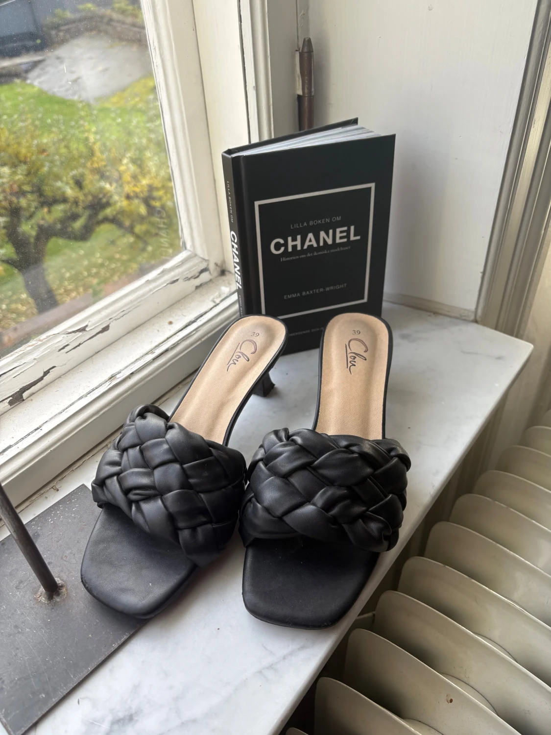 Svarta flätade sandaler från Clou - 1