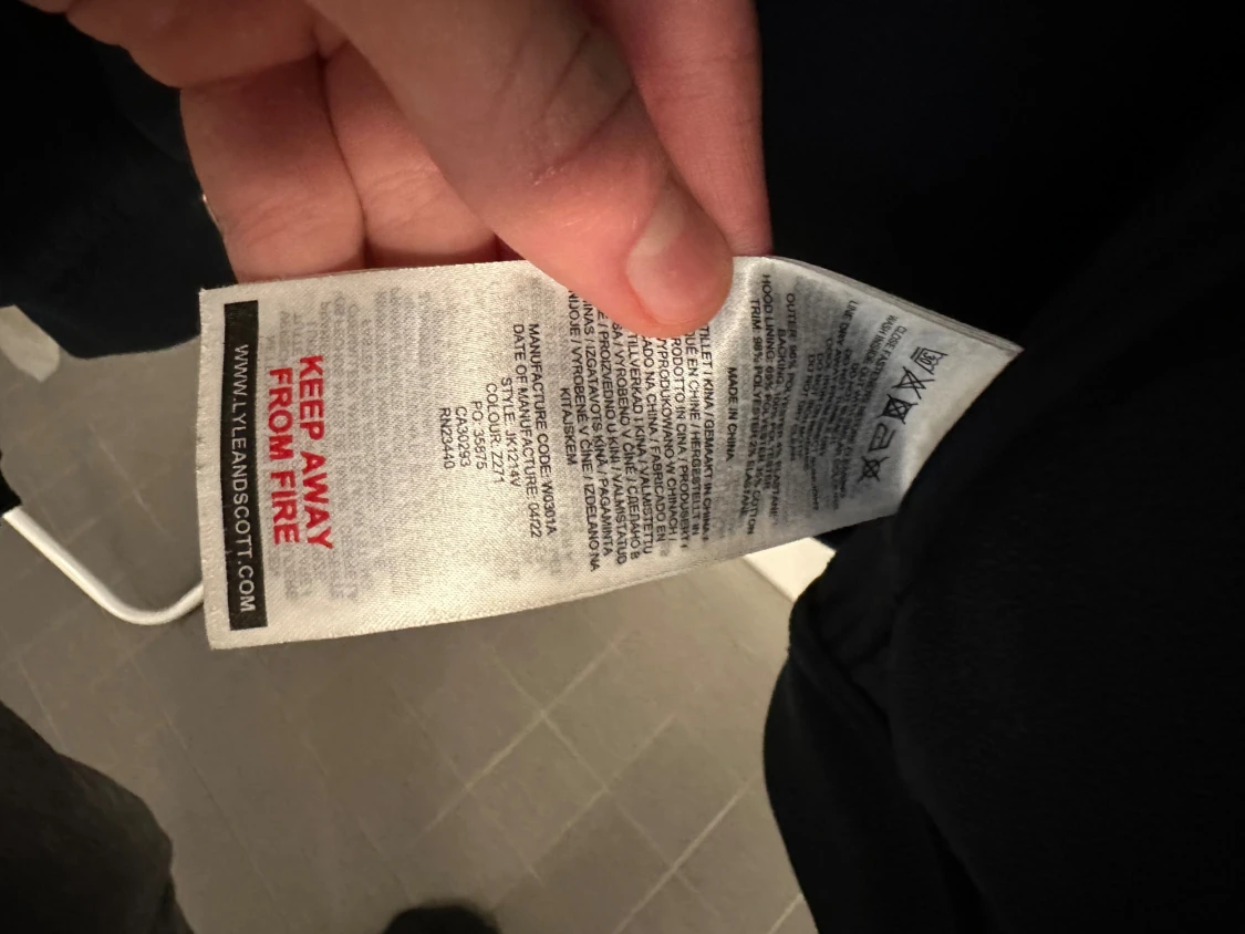 Vindjacka från lyle & Scott  - 3