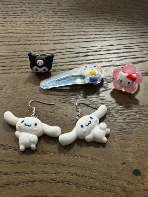 Sanrio smycken  - Allt ingår! Men pluppar till örhängen ingår ej