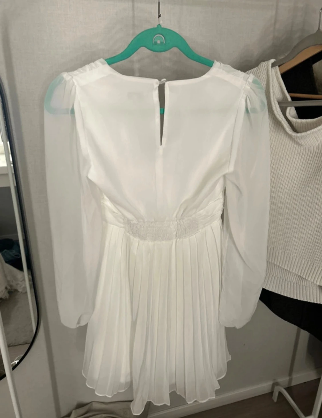 Elegant Vit Klänning - 1