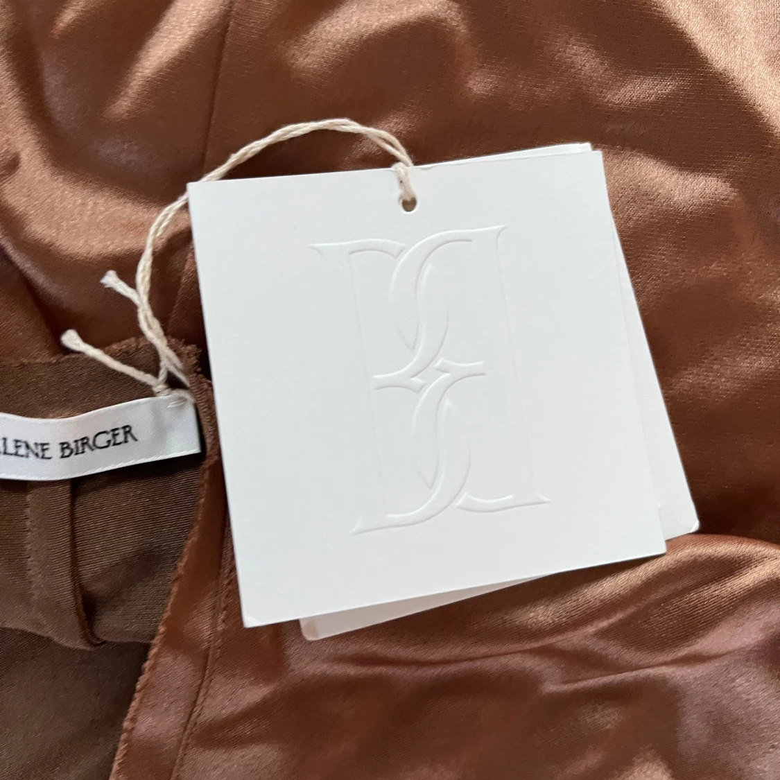 Champagnefärgad linnetopp By Malene Birger - 2