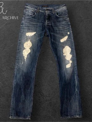 Nudie jeans Lab Joe selvage - Väldigt sällsynta Nudie jeans  Nudie jeans- Nudie Lab 7  Modellen- Lab Joe  Tillverkade någon gång runt 2013-2007  Detta är nog det ända paret som du någonsin kommer se och är det ända paret på marknaden just nu!  Vid frågor eller funderingar hör av er!!!