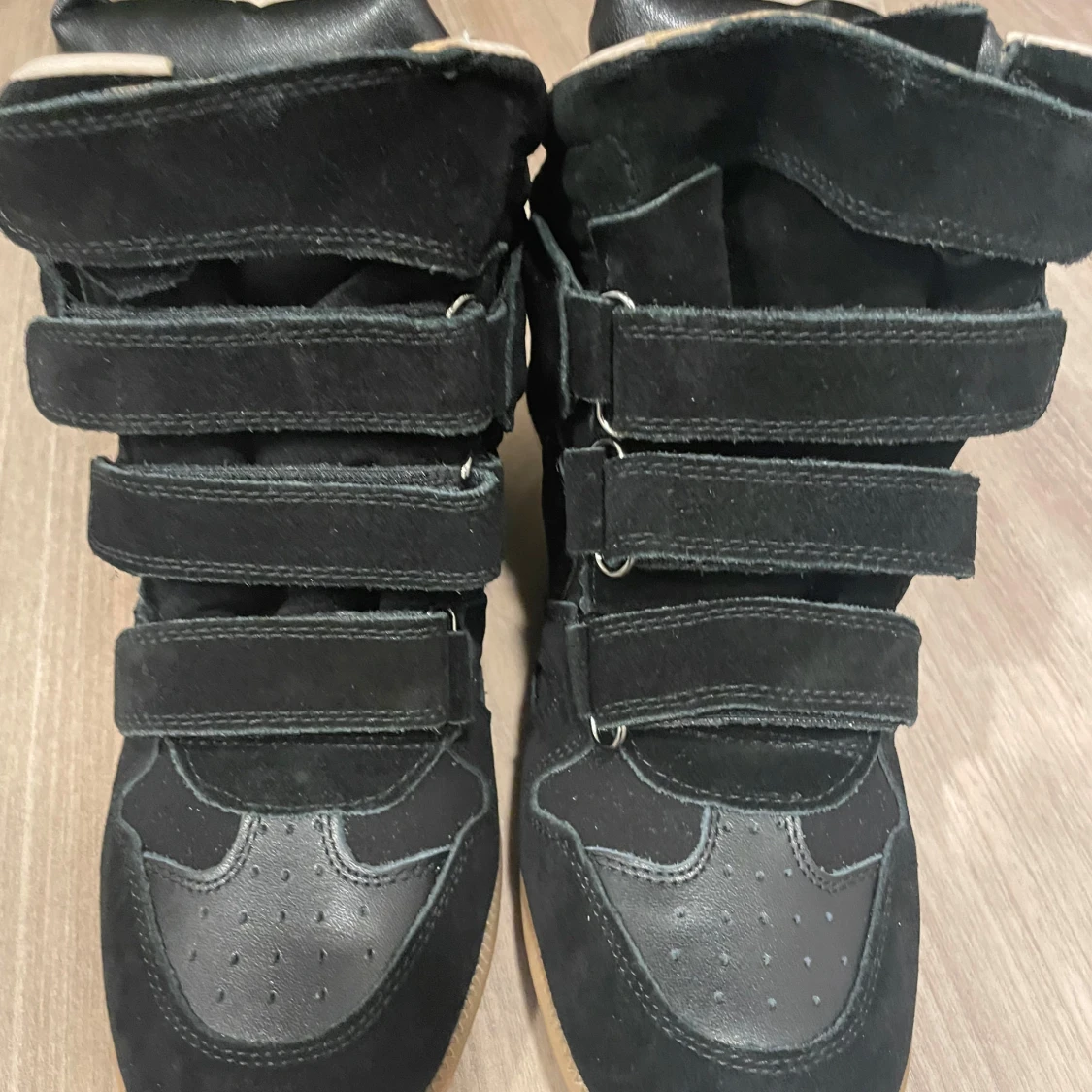 Isabel Marant bekett  - 1