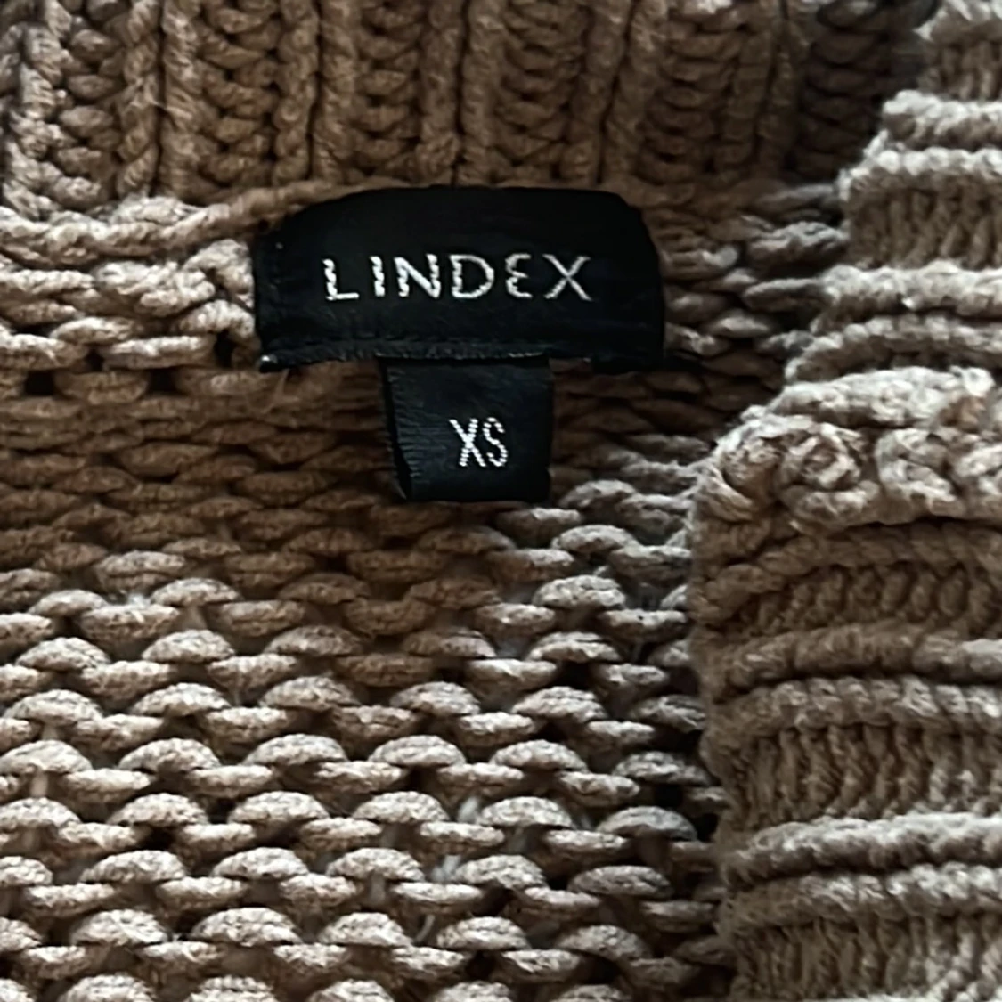 Beige stickad kofta från Lindex XS - 3