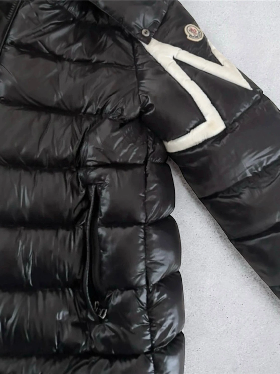 Svart pufferjacka från Moncler - 2