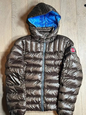 Rare colmar jacka - Endast prövad. Varmare inför vintern