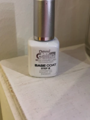 Gel iq depend - Depend Gel IQ UV/LED Base Coat Köpt men aldrig använd – insåg först efter att jag köpte den att man behöver en UV/LED-lampa för att härda. Perfekt för dig som redan har lampan och vill prova Depend Gel IQ.