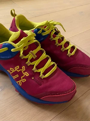 Icebugs  - Nästintill oanvända. 