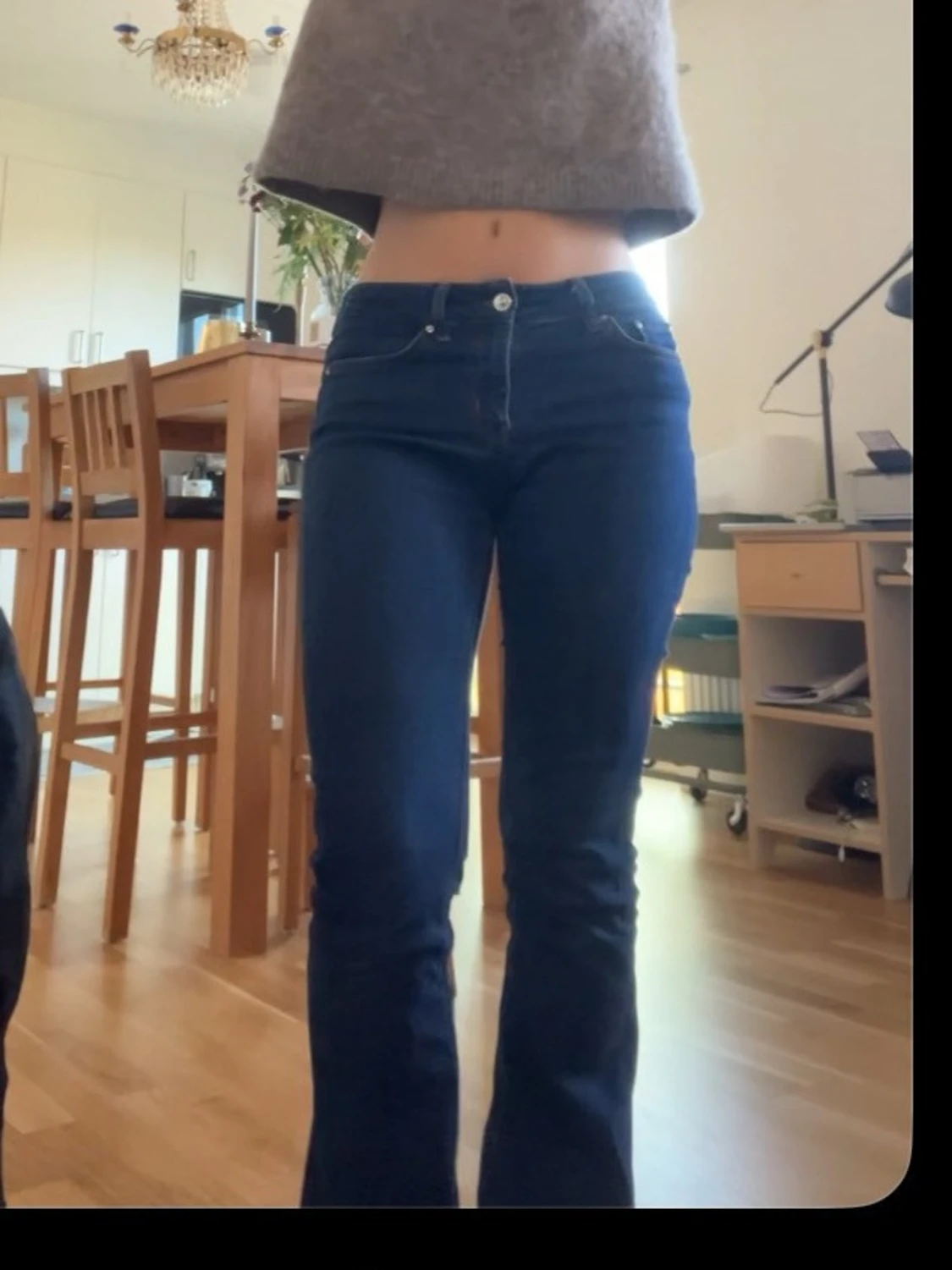 Mörkblå bootcut jeans