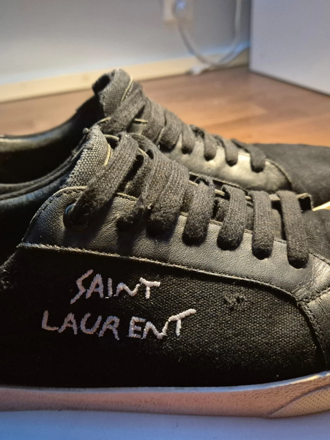 Svarta Saint Laurent sneakers - 1