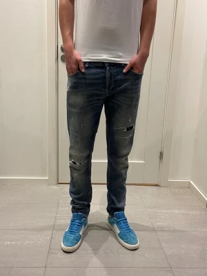 Dondup Jeans - Säljer nu dessa Dondup jeans, skriv för fler bilder/frågor🙌🏼