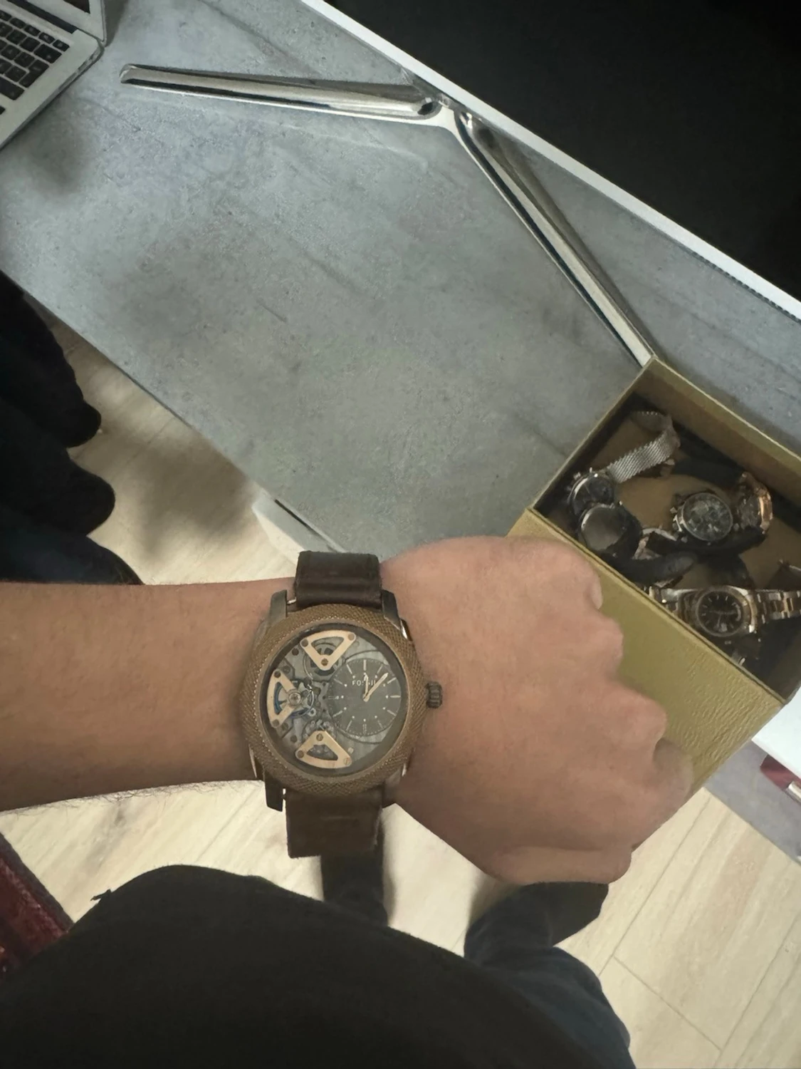 Fossil  klocka med läderband - 1