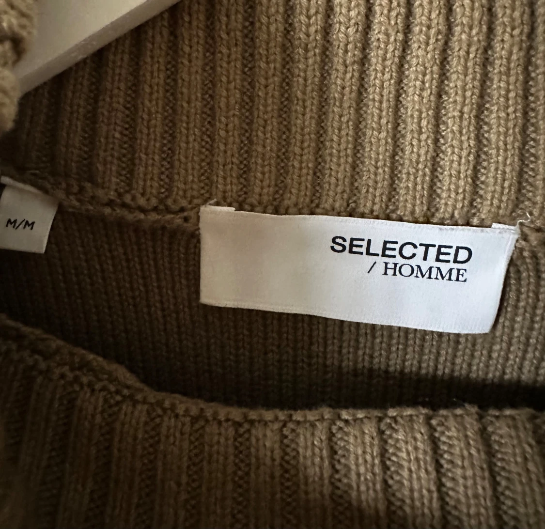 Khaki polotröja från Selected Homme - 2