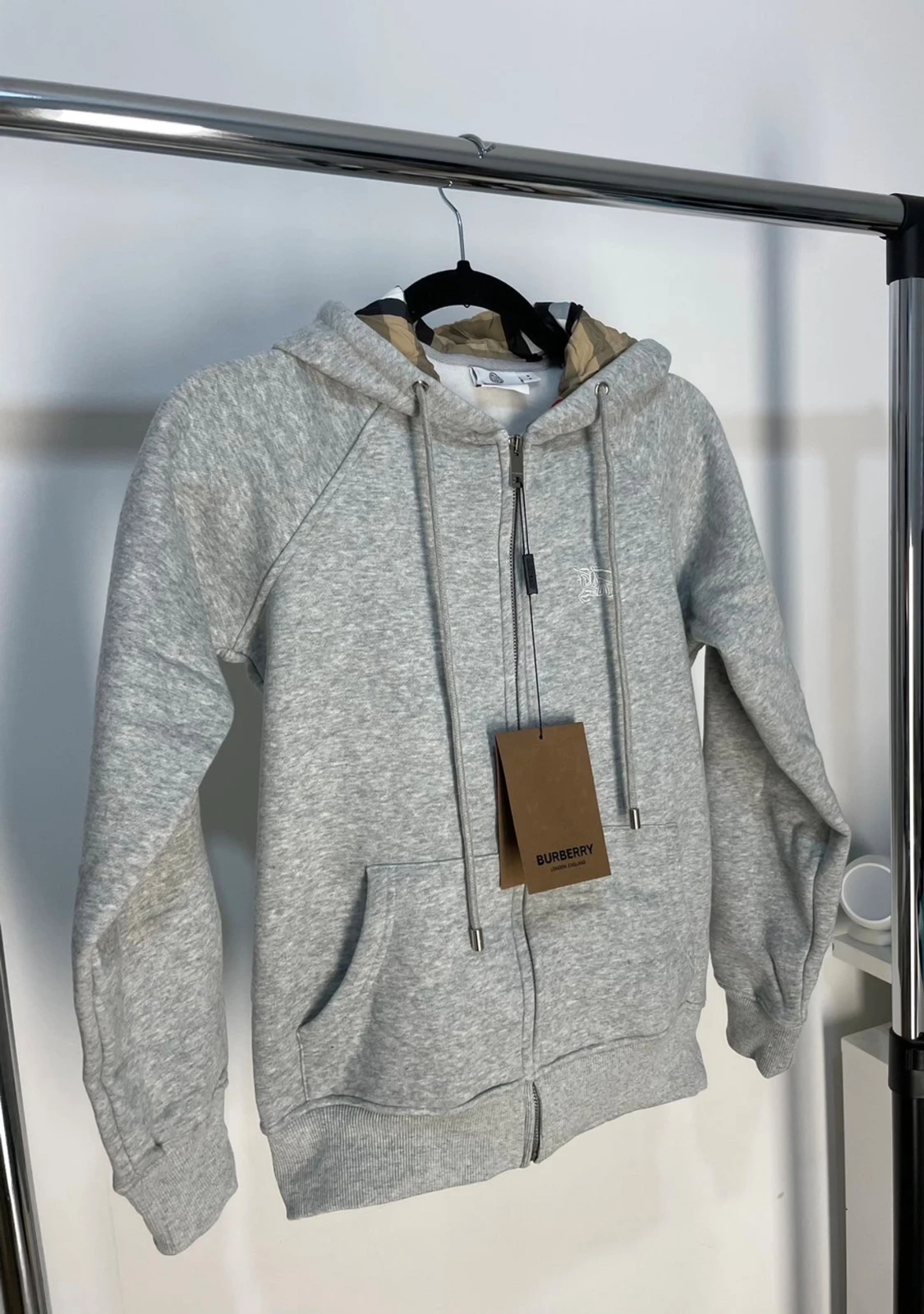 Grå berberry hoodie
